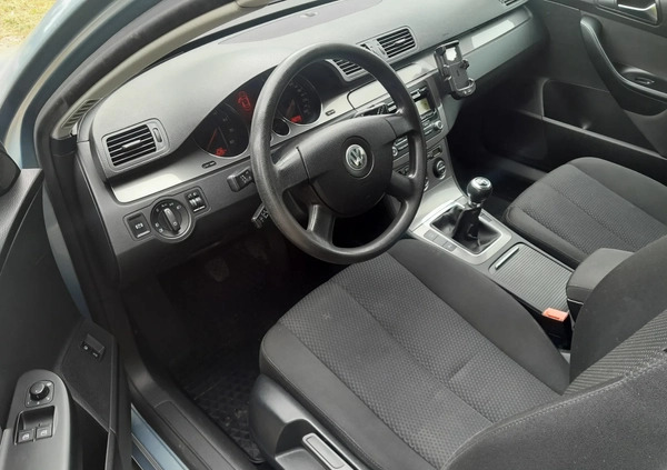 Volkswagen Passat cena 11500 przebieg: 268000, rok produkcji 2008 z Żary małe 46